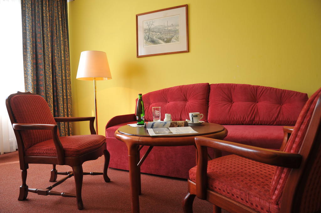 Hotel Krakonos Mariánské Lázně Szoba fotó