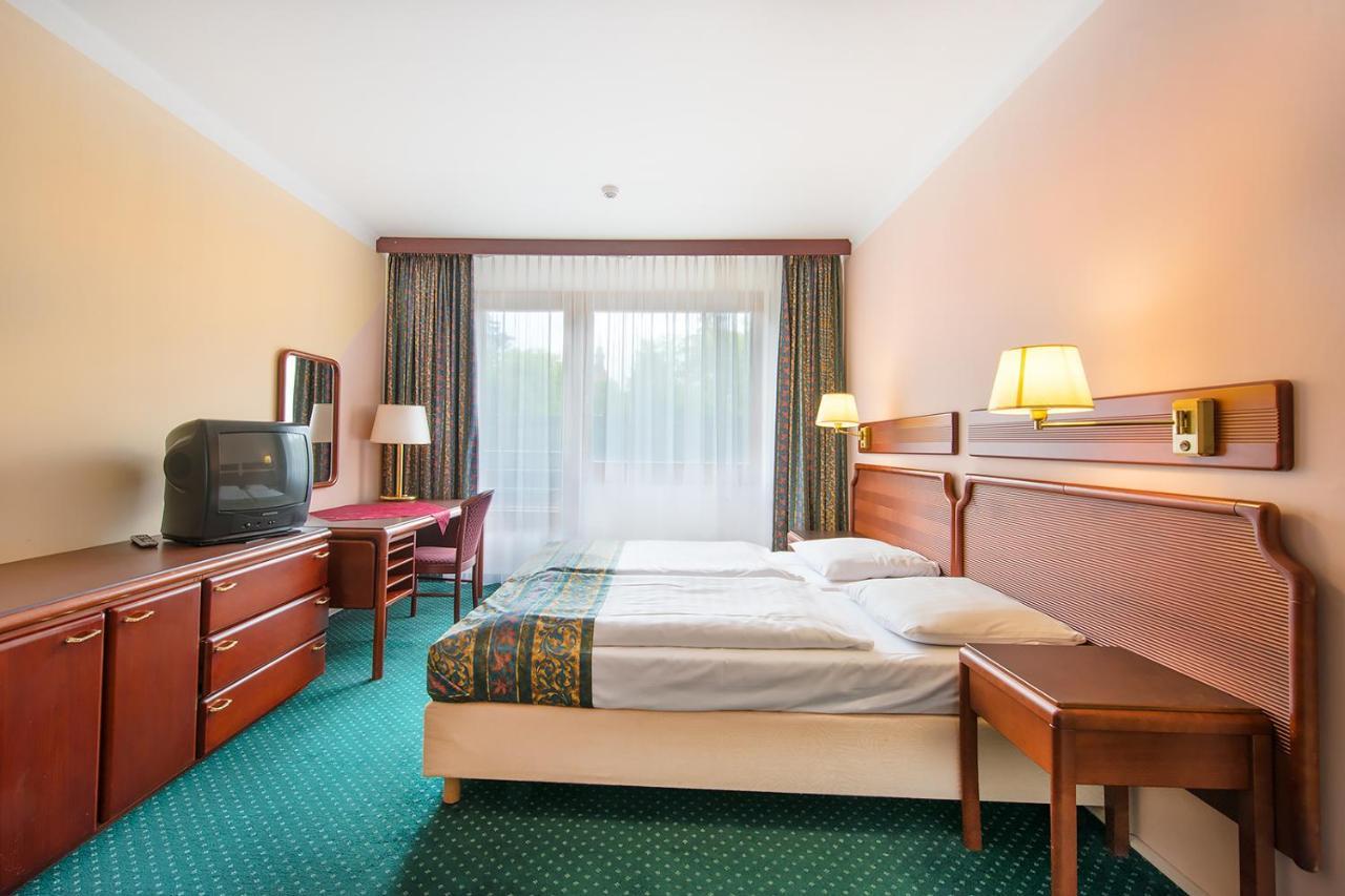 Hotel Krakonos Mariánské Lázně Kültér fotó